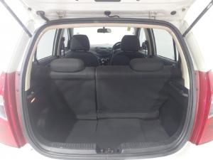 Hyundai i10 1.1 Motion - Image 5
