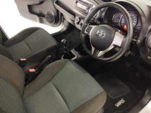 Toyota Yaris 5-door 1.3 XS - Image 10