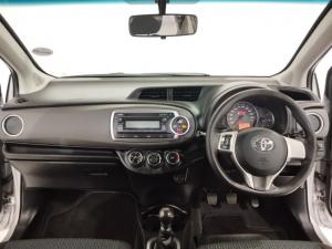 Toyota Yaris 5-door 1.3 XS - Image 11