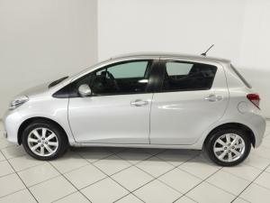 Toyota Yaris 5-door 1.3 XS - Image 3