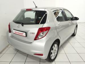 Toyota Yaris 5-door 1.3 XS - Image 4