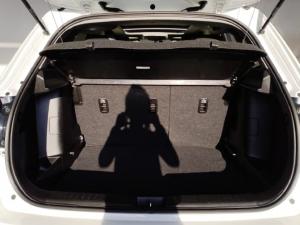 Suzuki Vitara 1.6 GLX auto - Image 6