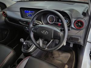 Hyundai Grand i10 1.2 Fluid hatch manual - Image 19