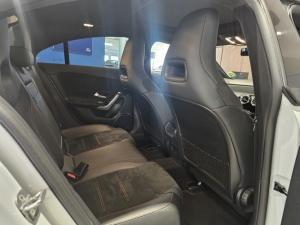Mercedes-Benz CLA CLA220d Progressive - Image 13