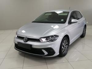 Volkswagen Polo hatch 1.0TSI Life auto - Image 11