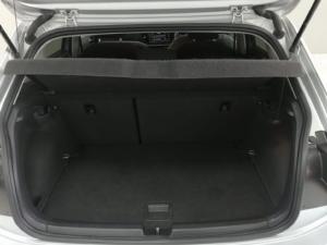 Volkswagen Polo hatch 1.0TSI Life auto - Image 5
