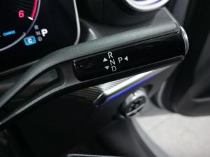 Mercedes-Benz C-Class C220d Avantgarde - Image 14