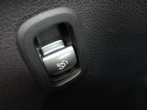 Mercedes-Benz C-Class C220d Avantgarde - Image 16