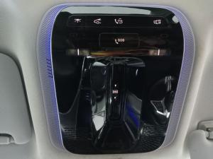 Mercedes-Benz C-Class C220d Avantgarde - Image 17