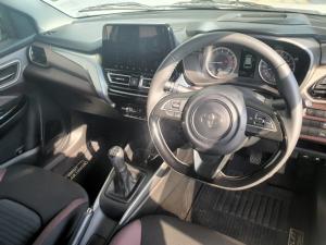 Toyota Starlet Cross 1.5 XR manual - Image 7