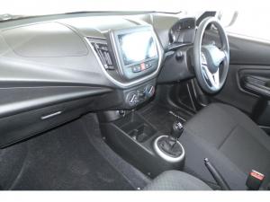 Toyota Vitz 1.0 XR manual - Image 9
