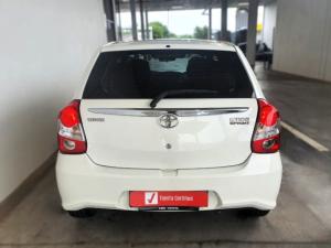Toyota Etios hatch 1.5 Sprint - Image 5