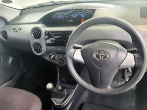 Toyota Etios hatch 1.5 Sprint - Image 7