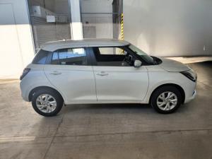 Suzuki Swift 1.2 GL+ auto - Image 3