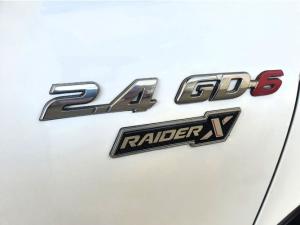 Toyota Hilux 2.4 GD-6 Raider X 4X4 automaticD/C - Image 10