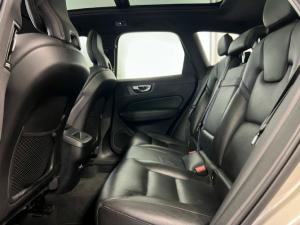 Volvo XC60 D4 AWD Momentum - Image 13