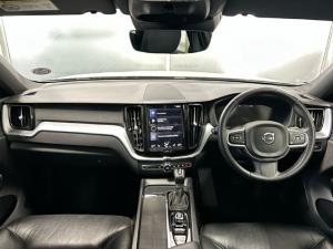 Volvo XC60 D4 AWD Momentum - Image 14