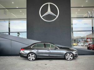 Mercedes-Benz C-Class C200 Avantgarde - Image 2