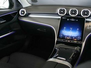 Mercedes-Benz C-Class C200 Avantgarde - Image 8