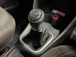 Volkswagen Polo sedan 1.4 Comfortline - Image 6