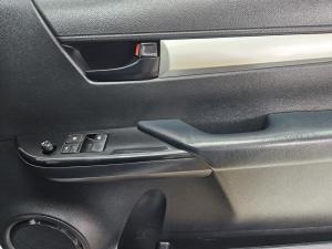 Toyota Hilux 2.4GD-6 Xtra cab Raider manual - Image 25