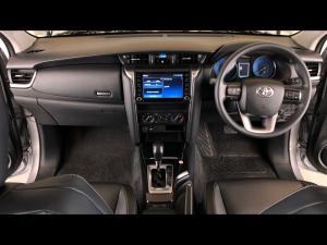 Toyota Fortuner 2.4GD-6 auto - Image 6