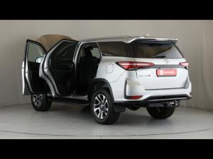 Toyota Fortuner 2.4GD-6 auto - Image 10