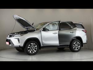 Toyota Fortuner 2.4GD-6 auto - Image 12