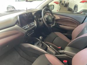 Toyota Starlet Cross 1.5 XR manual - Image 7