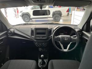 Toyota Vitz 1.0 - Image 14