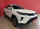 Thumbnail Toyota Fortuner 2.4GD-6 manual
