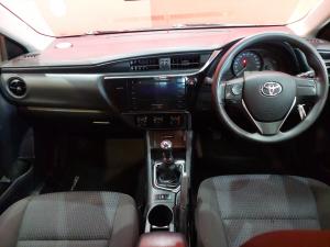 Toyota Corolla Quest 1.8 Plus manual - Image 6