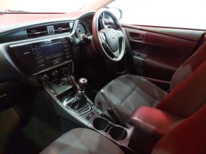 Toyota Corolla Quest 1.8 Plus manual - Image 7