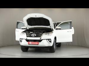 Toyota Fortuner 2.4GD-6 auto - Image 13