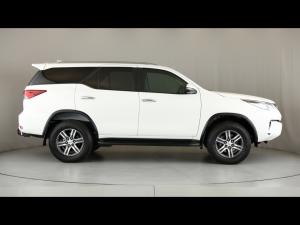 Toyota Fortuner 2.4GD-6 auto - Image 3