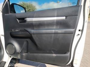 Toyota Hilux 2.4GD-6 Xtra cab Raider auto - Image 29