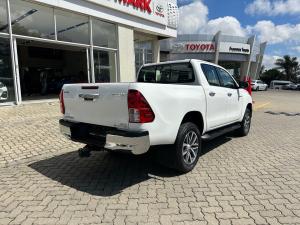 Toyota Hilux 2.8GD-6 double cab 4x4 Raider - Image 3