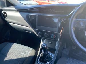 Toyota Corolla Quest 1.8 Plus manual - Image 15