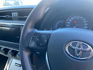 Toyota Corolla Quest 1.8 Plus manual - Image 17
