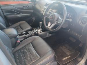Nissan Navara 2.5DDTI PRO-2X automatic D/C - Image 10