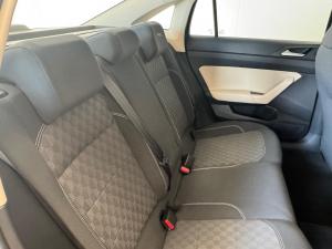 Volkswagen Polo 1.6 - Image 9