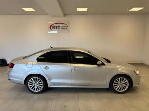 Volkswagen Jetta GP 1.4 TSI Comfortline - Image 5