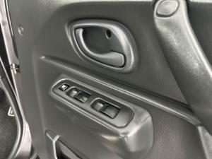 Suzuki Jimny 1.3 - Image 10