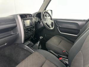 Suzuki Jimny 1.3 - Image 19