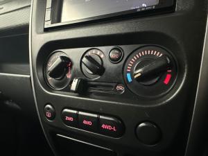 Suzuki Jimny 1.3 - Image 9