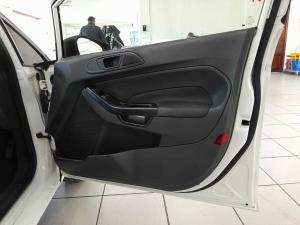 Ford Fiesta 1.4 Ambiente 5 Dr - Image 14