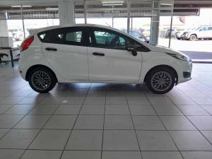 Ford Fiesta 1.4 Ambiente 5 Dr - Image 6