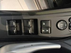 Honda Civic 1.6 Executive automatic - Image 14
