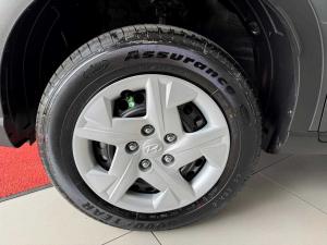 Hyundai Venue 1.2 Motion - Image 10
