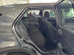 Hyundai Venue 1.2 Motion - Image 12